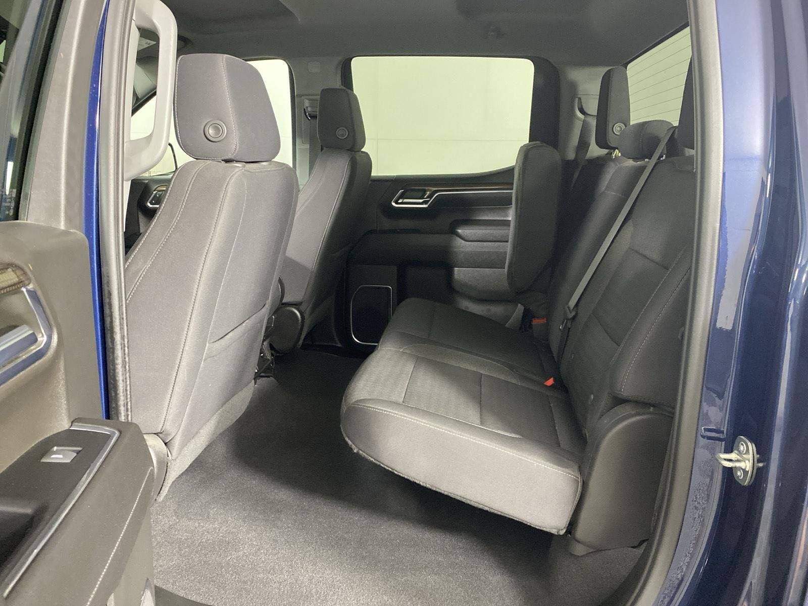 Used 2023 Northsky Blue Metallic Chevrolet LT image 10