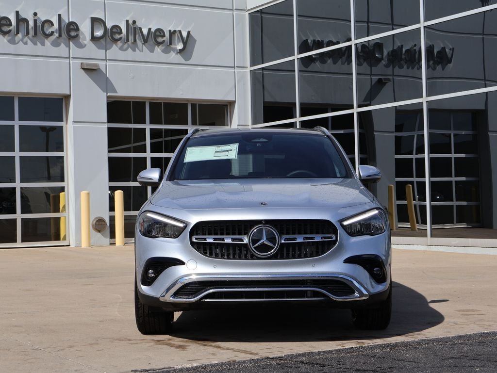New 2026 Cirrus Silver Metallic Mercedes-Benz GLA 250 image 2