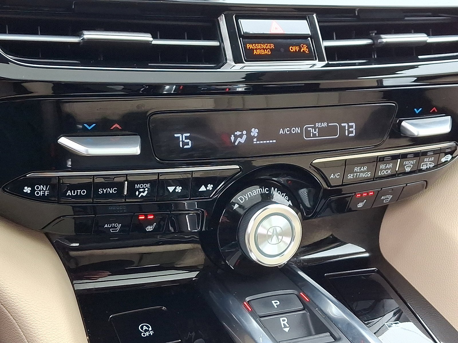 Used 2022 Platinum White Pearl   Wh Acura Standard image 29