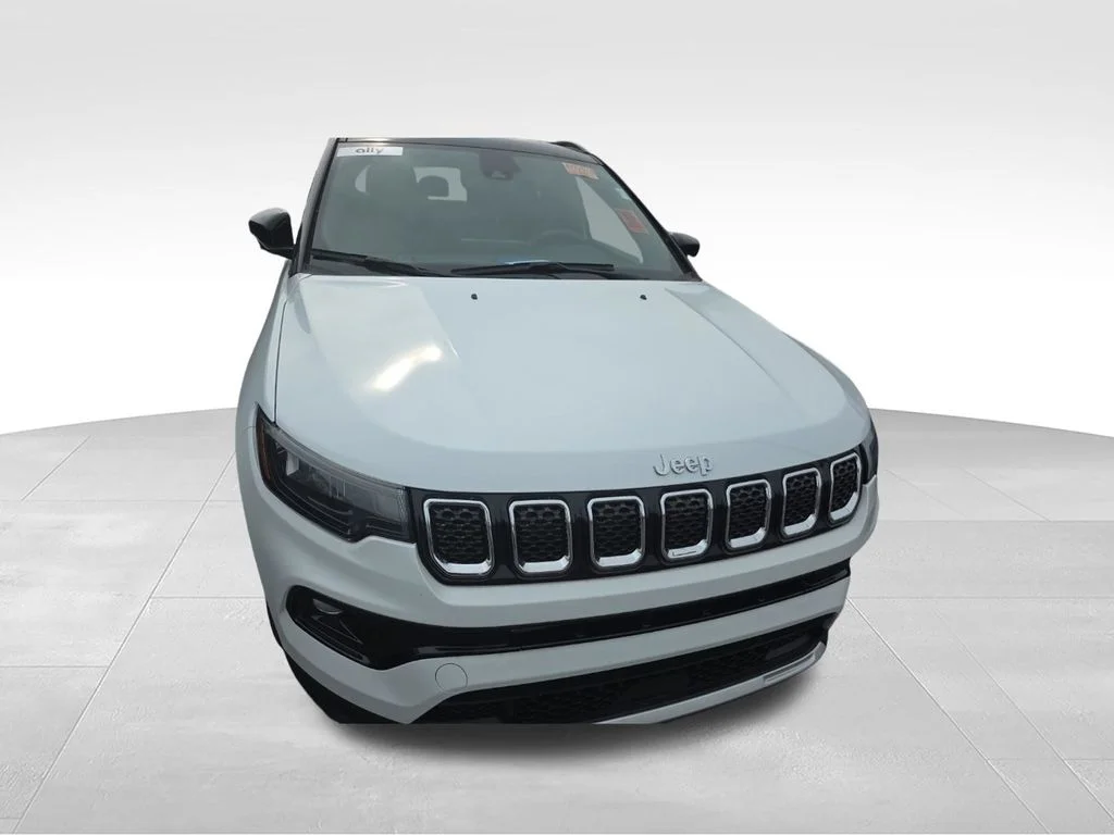 Used 2023 White Jeep Limited image 24