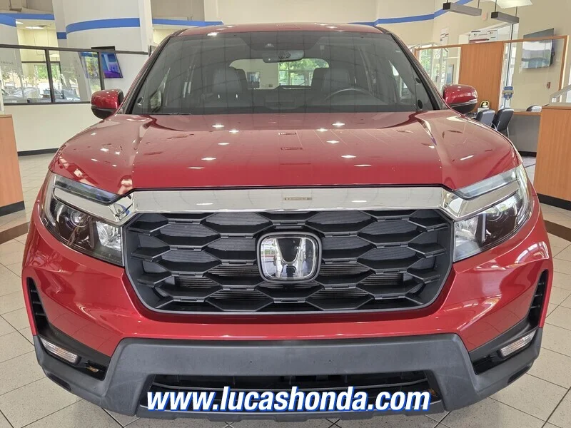 Used 2023 Red Honda EX-L AWD image 2
