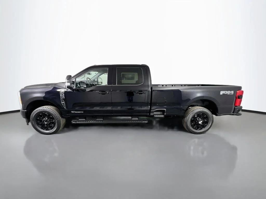 New 2026 Agate Black Metallic Ford Lariat image 6