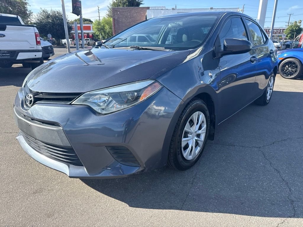 Used 2014 Gray Toyota L image 2