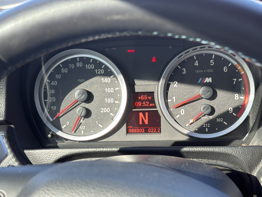 Used 2011  BMW Base image 19