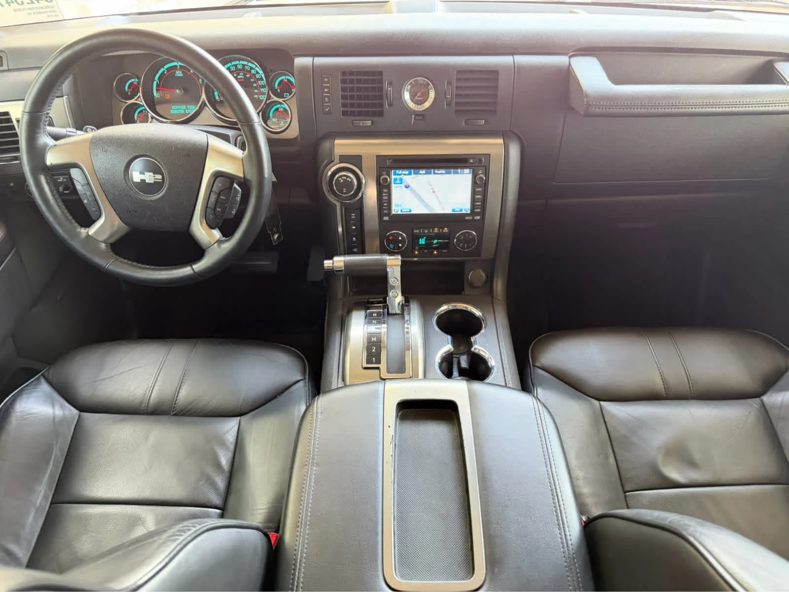 Used 2009 Silver Ice Metallic HUMMER SUV Luxury image 17
