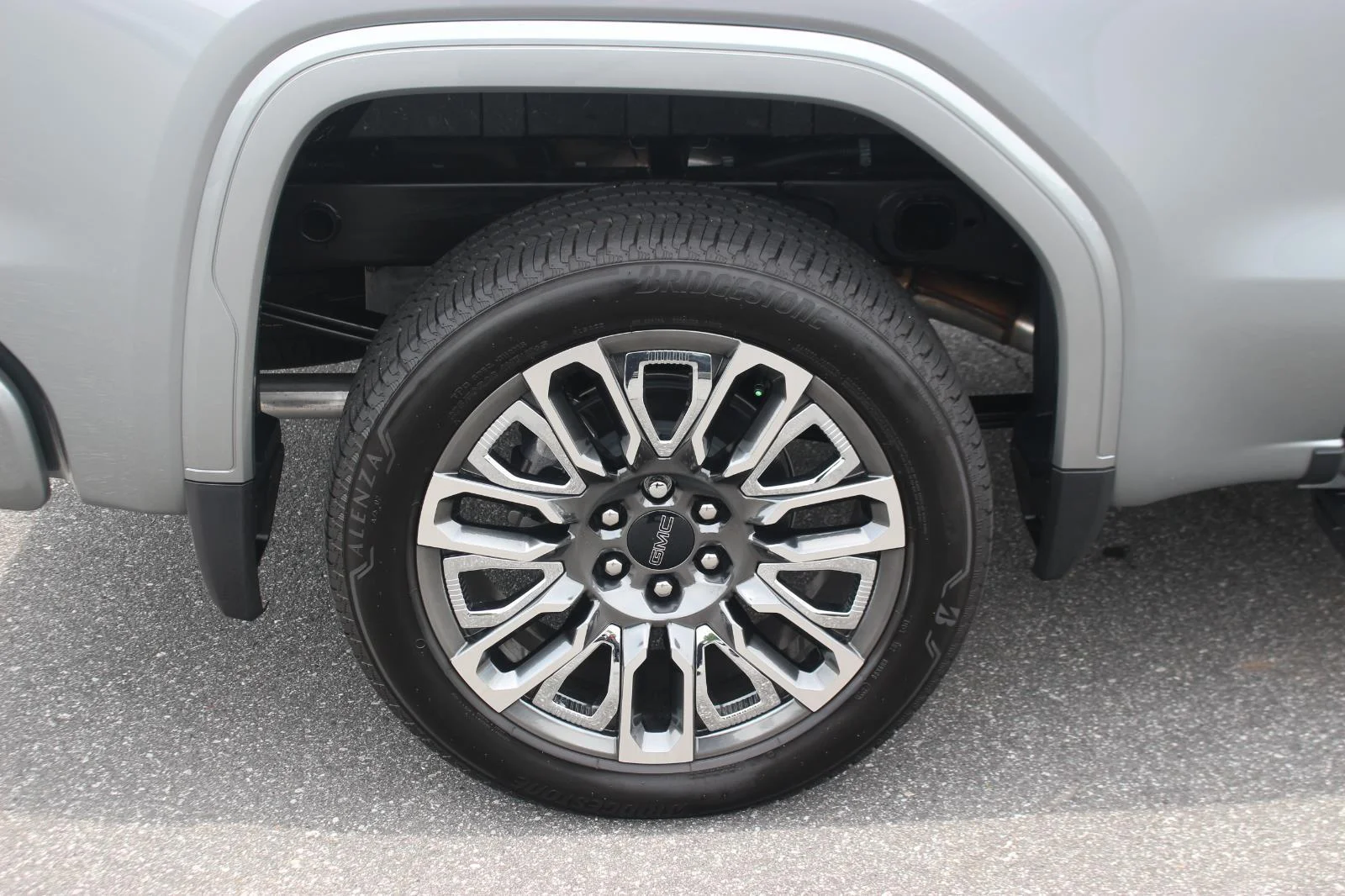 Used 2025 Sterling Metallic GMC Denali Ultimate image 24