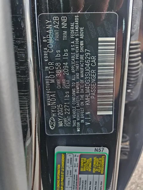 Used 2025  Hyundai SEL Sport image 30