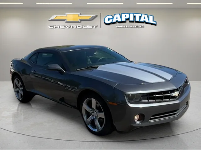 Used 2010 Gray Chevrolet 2LT image 7