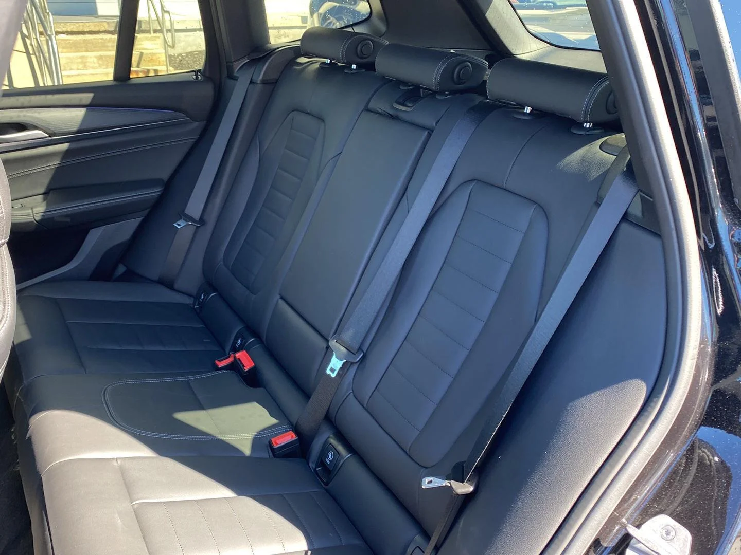 Used 2024 Black Sapphire Metallic BMW xDrive30i image 11