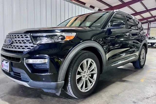 Used 2021 Black Ford Limited image 6