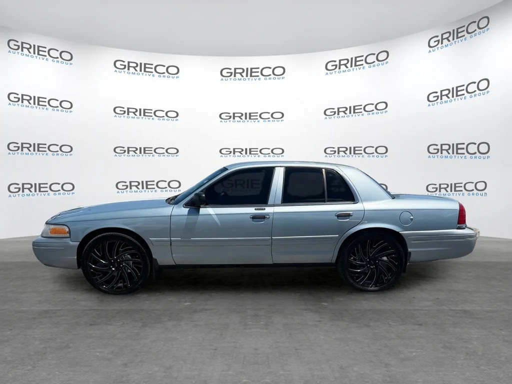 Used 2005 Silver Ford LX image 4