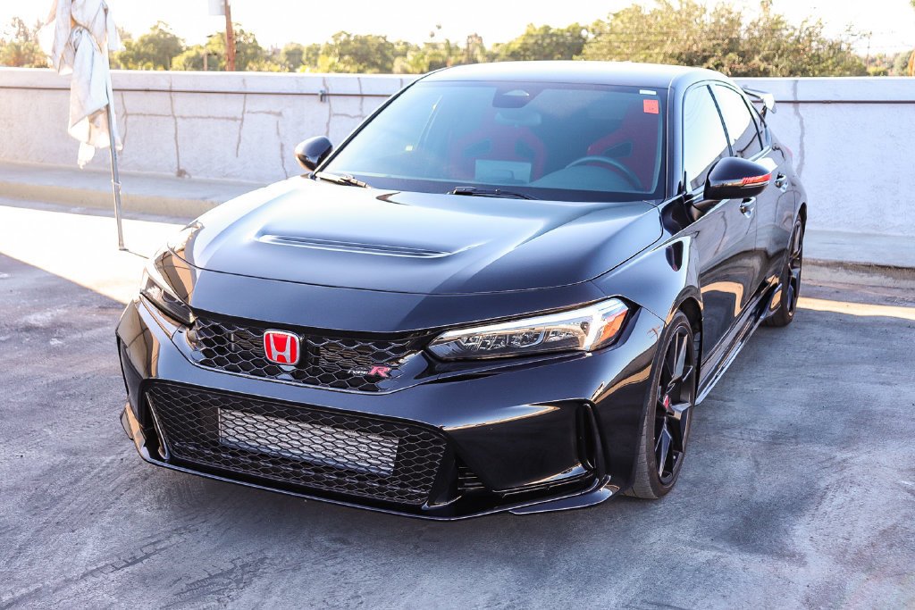 Used 2024 Crystal Black Pearl Honda  image 4