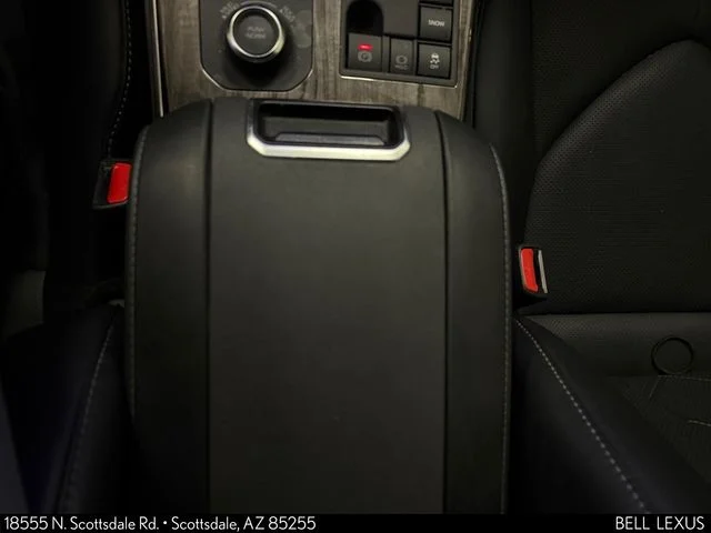 Used 2024  Toyota Platinum image 15