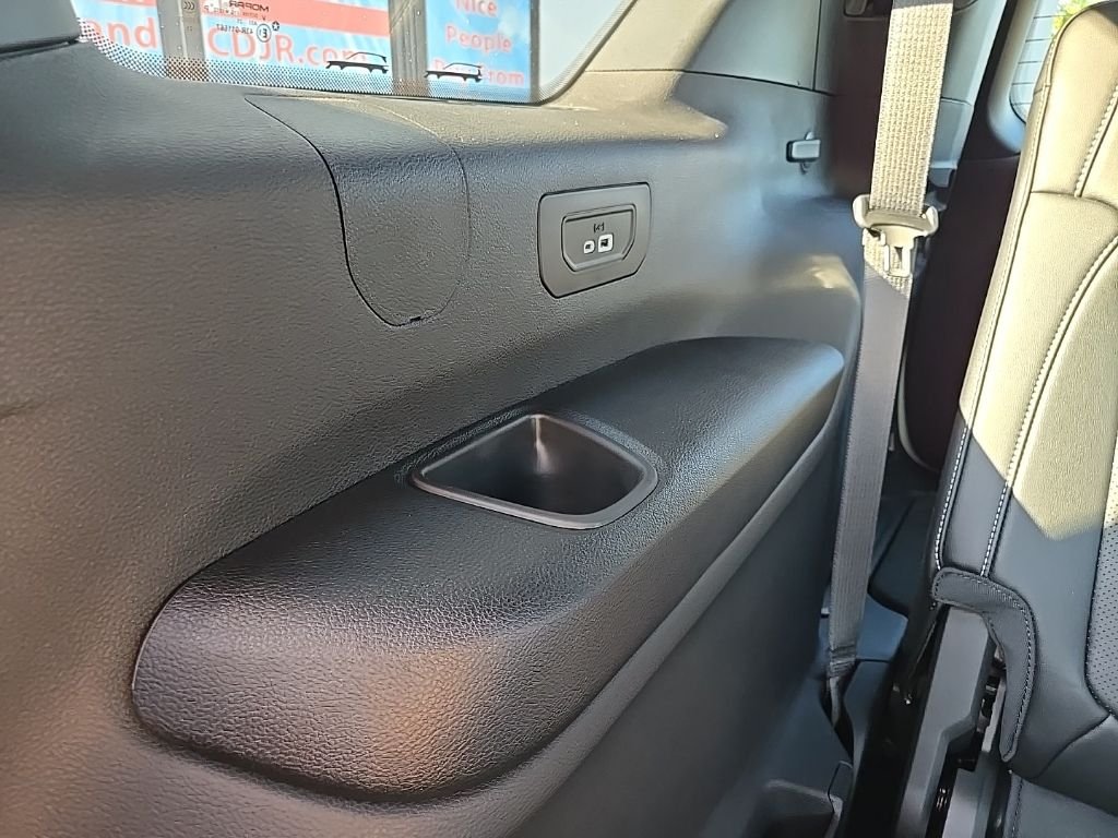 2025 Jeep Grand Cherokee L Limited - Photo 99