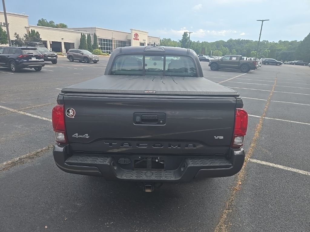 Used 2018 Gray Toyota SR image 4