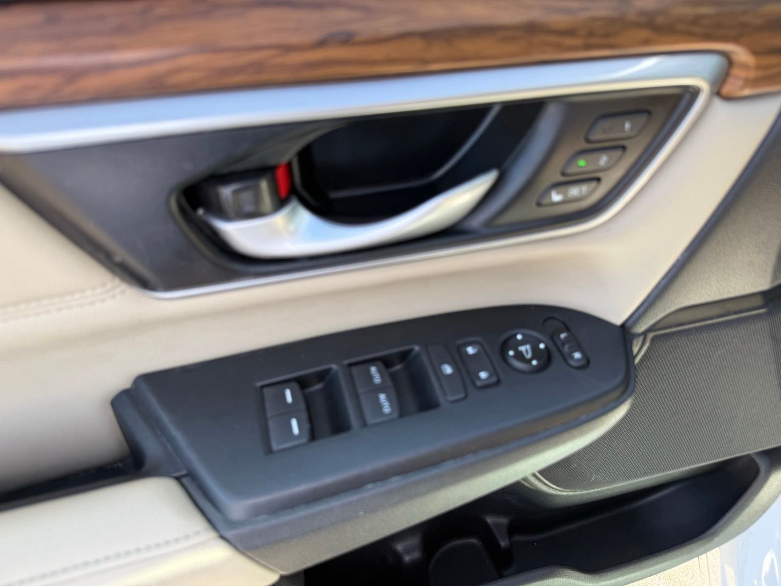 2022 Honda CR-V Touring - Photo 12