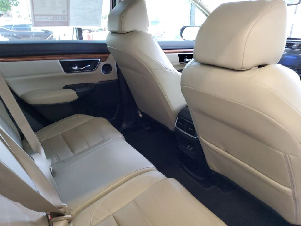 Used 2019 Red Honda Touring image 17