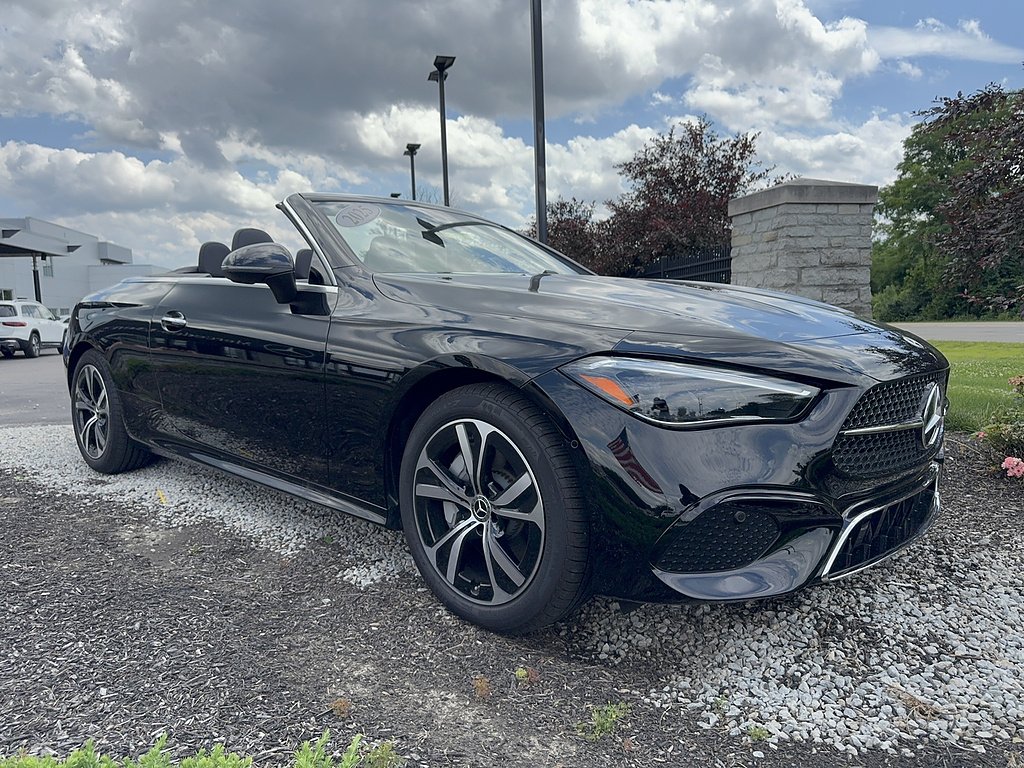 Certified Used 2025 Black Mercedes-Benz CLE 300 4MATIC® image 5