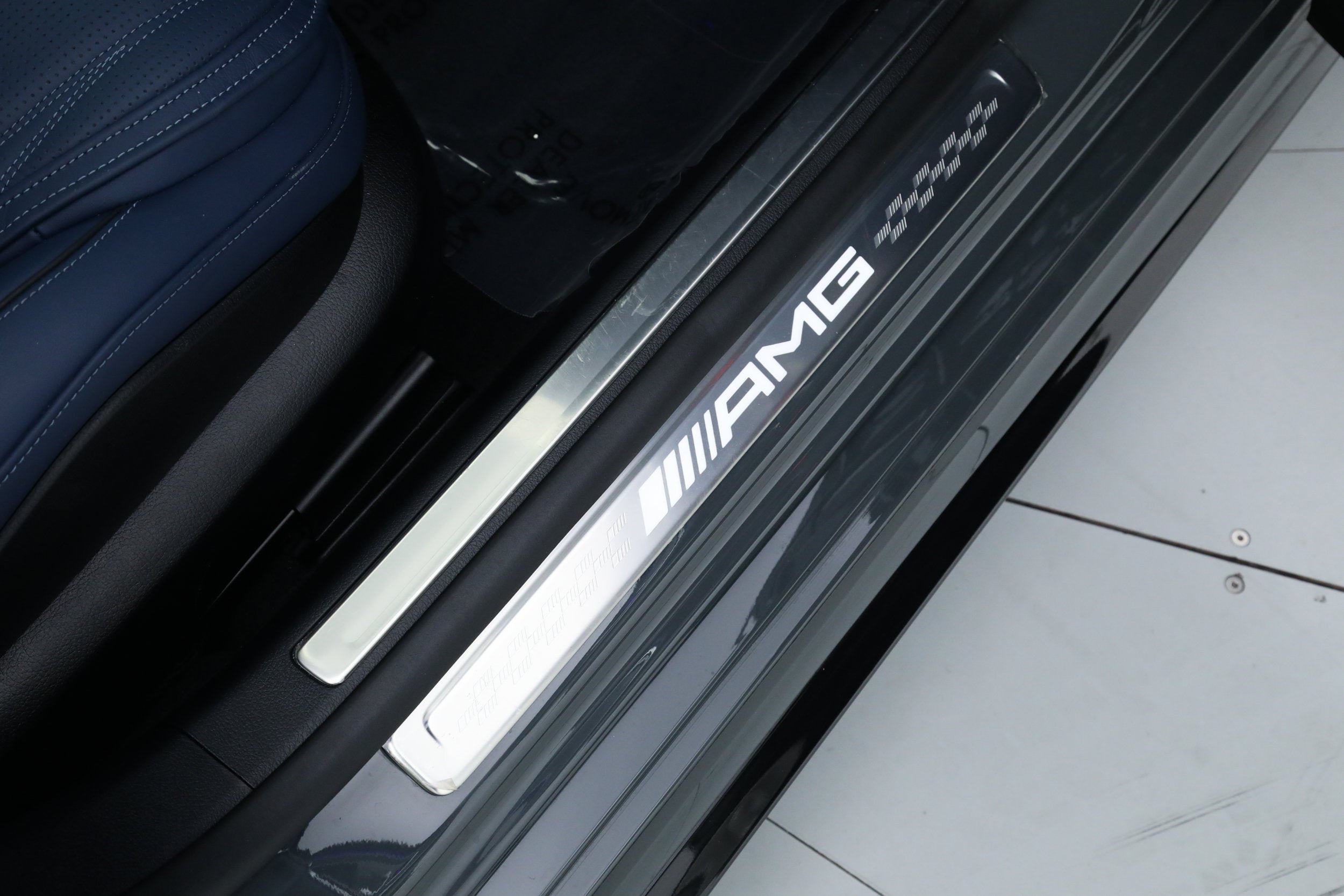 Used 2025 Gray Mercedes-Benz S 63 E AMG® image 20