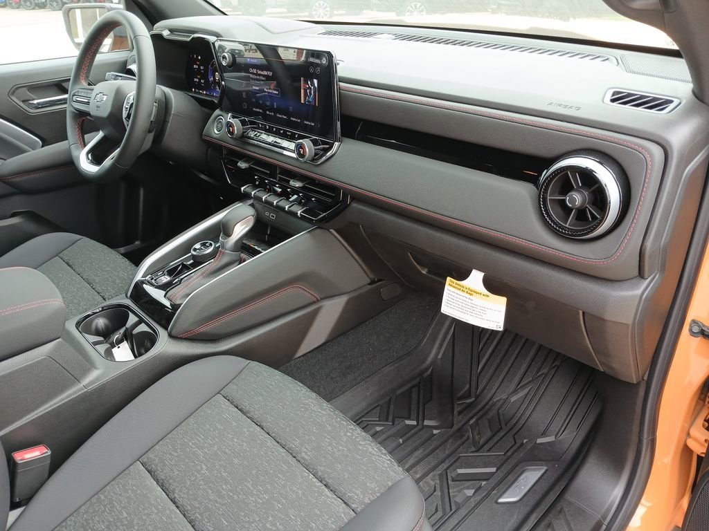 2025 Chevrolet Colorado Z71 - Photo 29