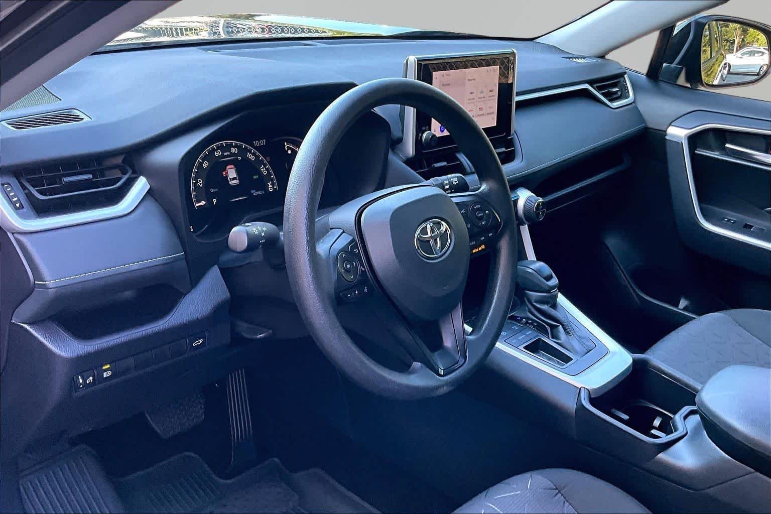 Used 2025 Midnight Black Metallic Toyota XLE image 18