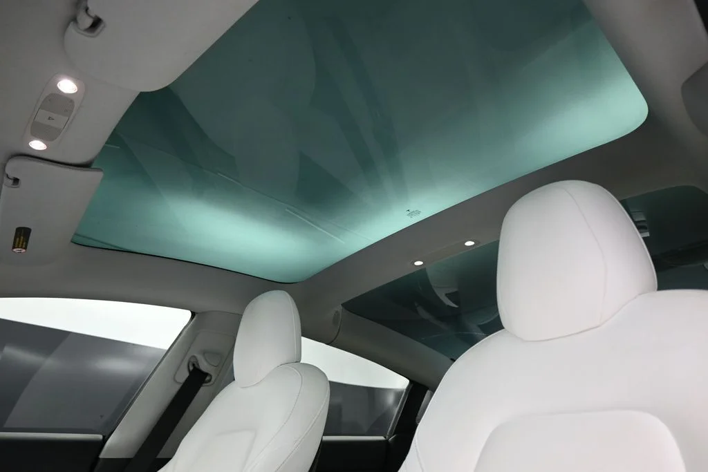 Used 2020  Tesla Performance image 11