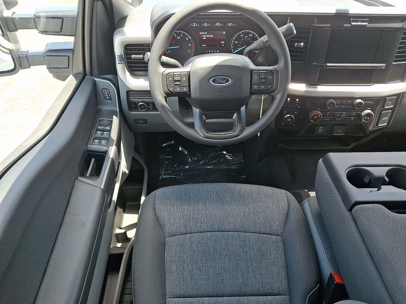 New 2026 Oxford White Ford F-250® XL image 7