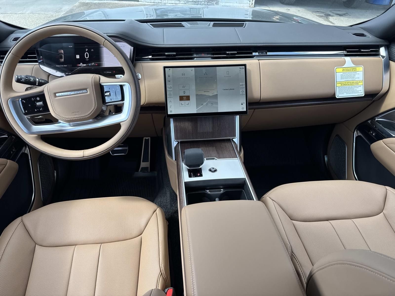 New 2026 Belgravia Green Land Rover Autobiography image 9