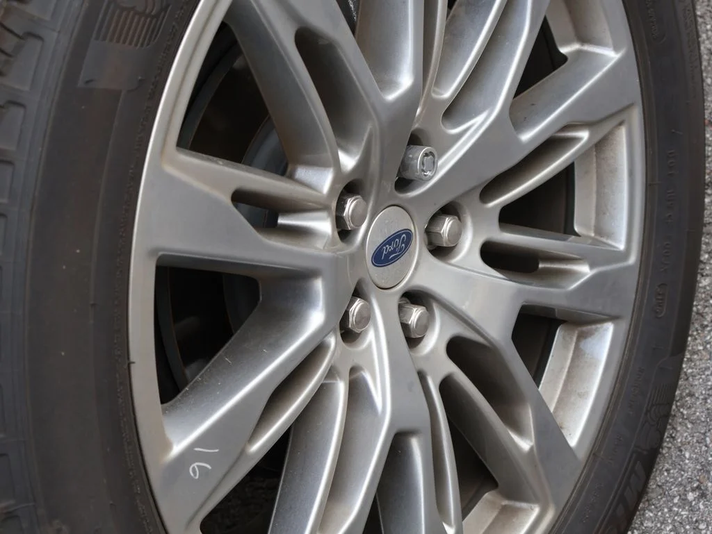 Used 2025 White Metallic Ford Active image 21