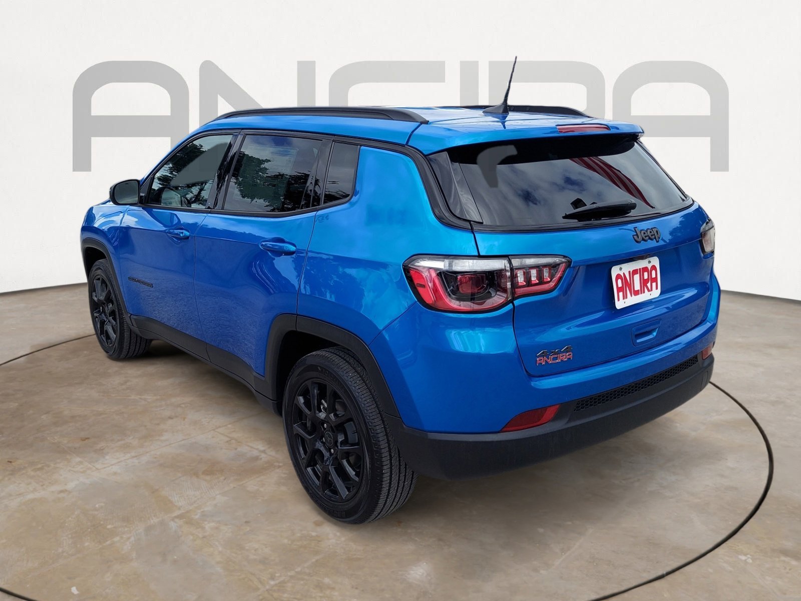 New 2026 Hydro Blue Pearlcoat Jeep Latitude Altitude image 8