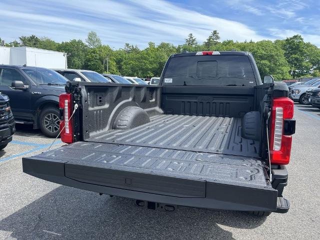 New 2026 Agate Black Metallic Ford F-350® Lariat® image 23
