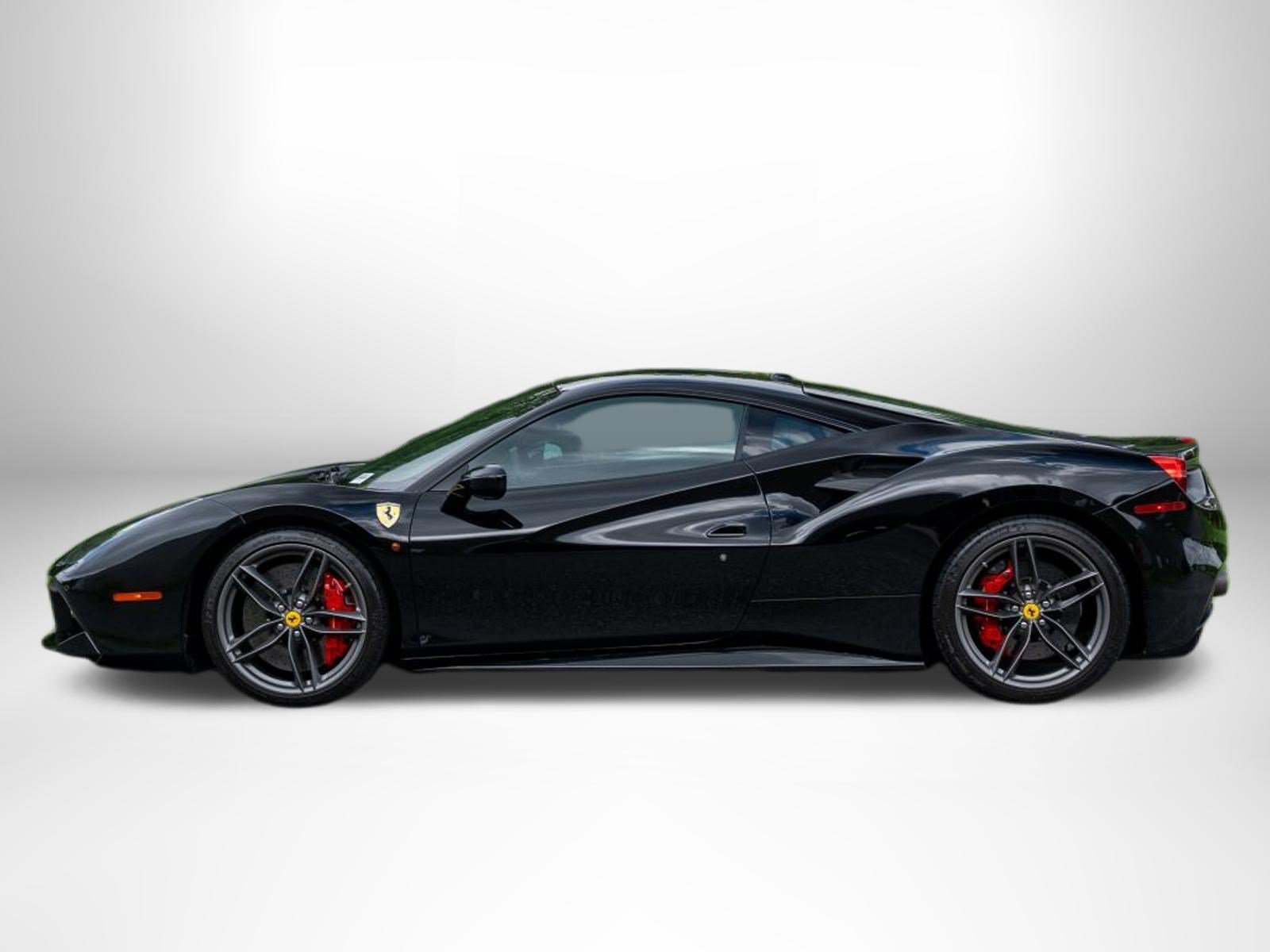 Used 2018 Black Ferrari  image 3