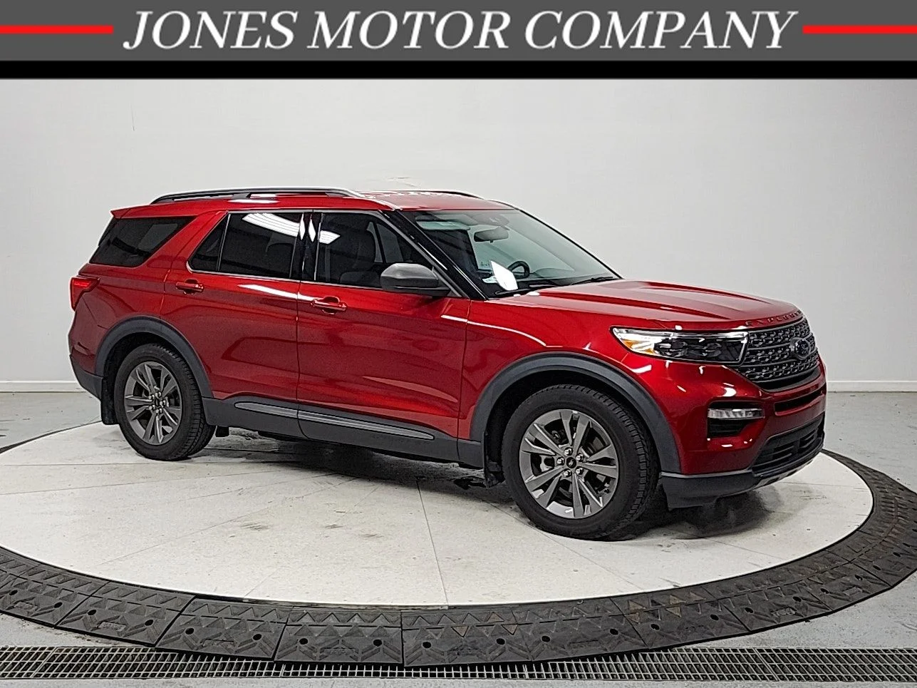 2021 Ford Explorer XLT RWD's photo