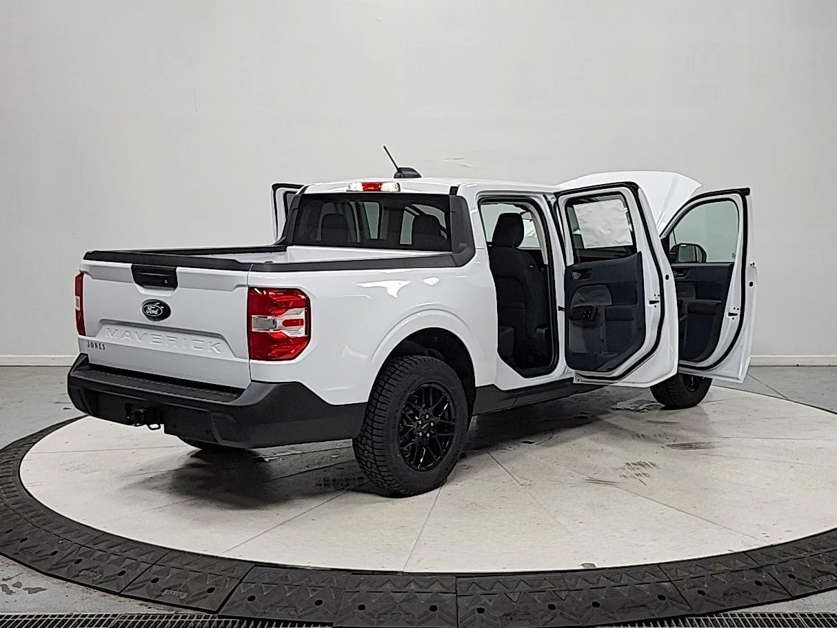 New 2026 Oxford White Ford XL image 15