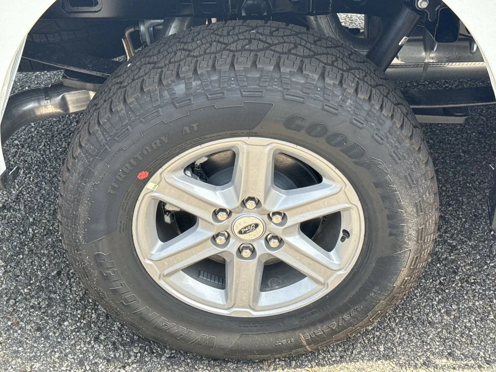 New 2026 White Ford XLT image 17