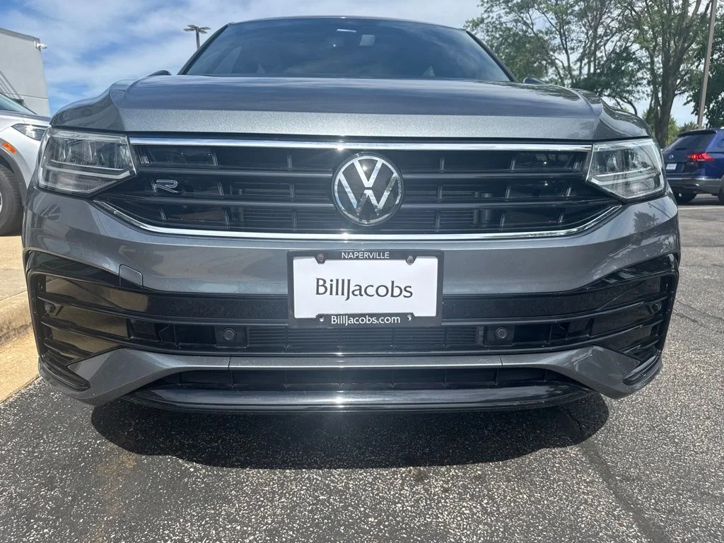 Used 2024 Platinum Gray Metallic Volkswagen 2.0T SE R-Line Black image 10