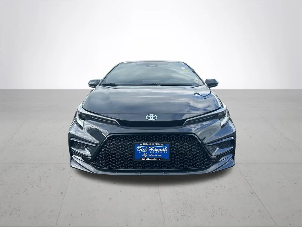 Certified Used 2024  Toyota SE image 3
