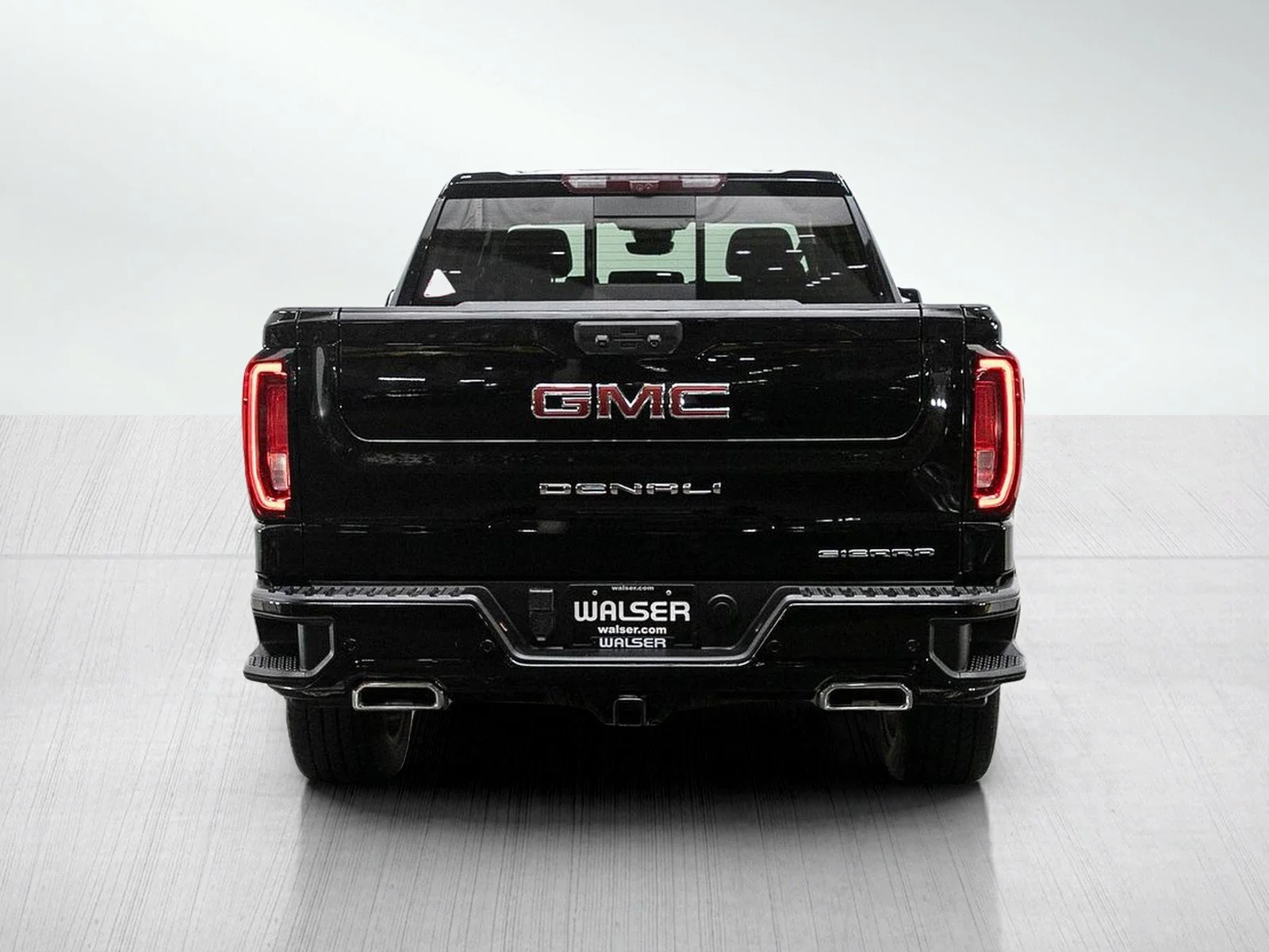 Used 2024 Onyx Black GMC Denali image 4
