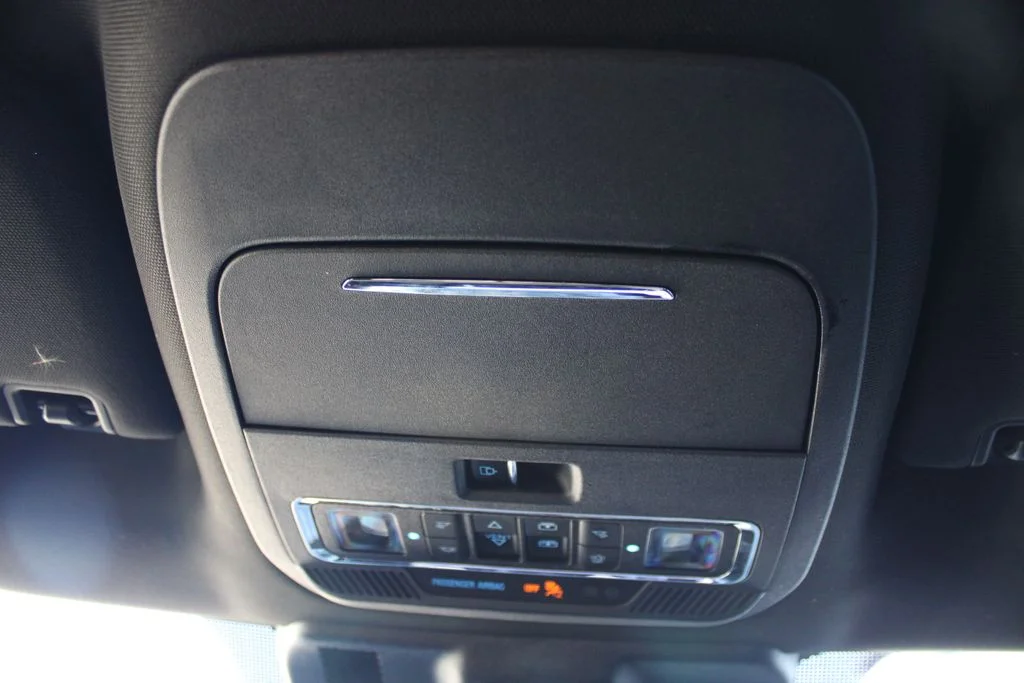 Used 2023 Agate Black Metallic Ford Lariat image 38