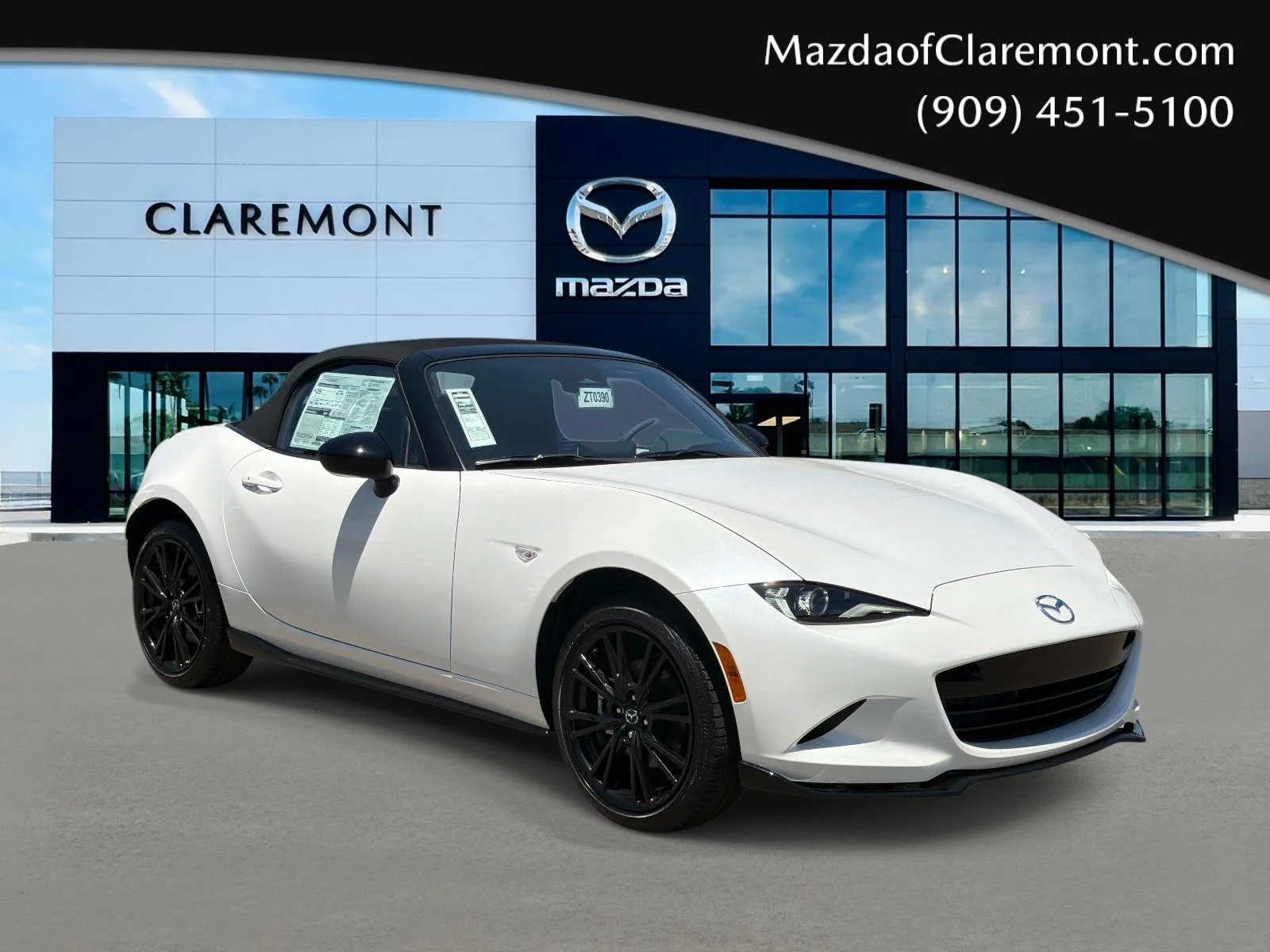 New 2026 Mazda MX-5 MIATA Club CONVERTIBLE in Claremont #ZT0390