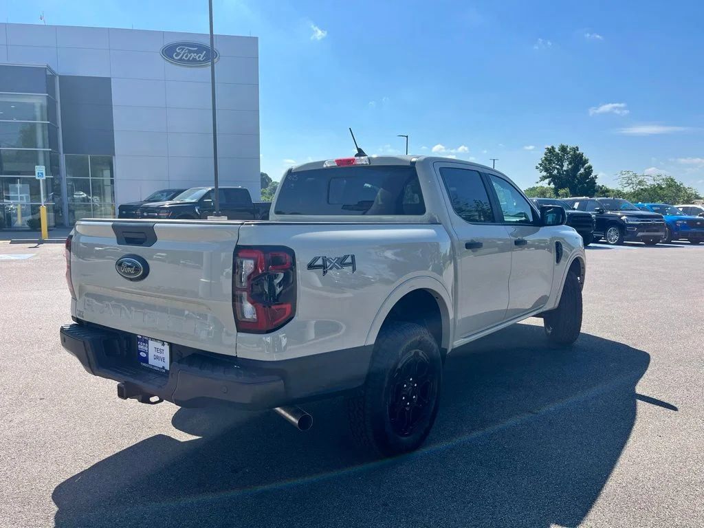 New 2026 Beige Ford XLT image 5