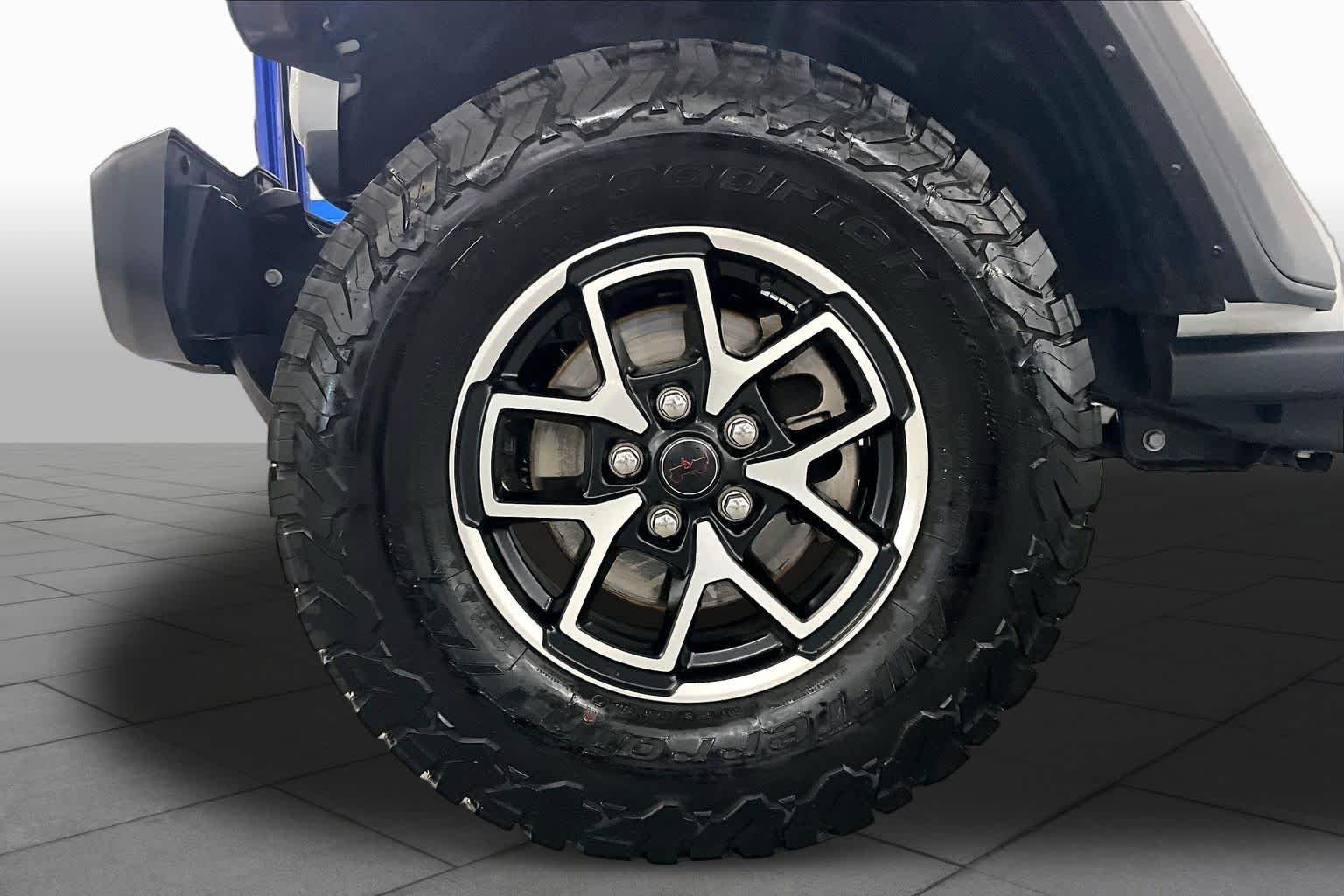 Used 2026 Bright White Clearcoat Jeep Rubicon image 11