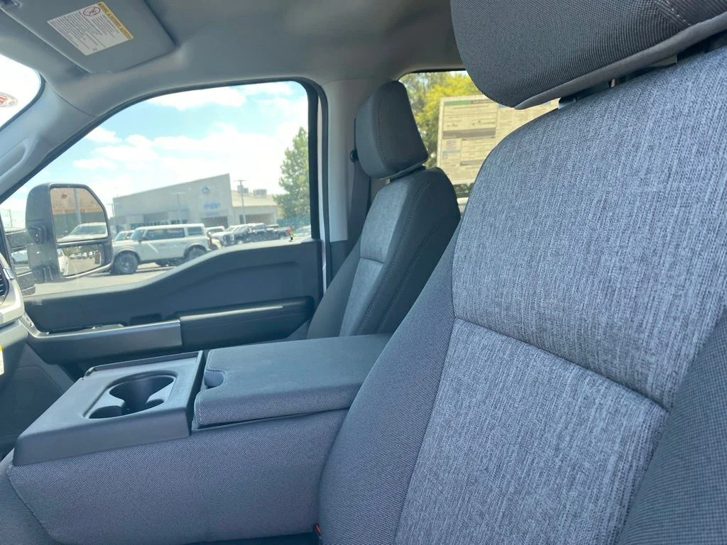 New 2026 Oxford White Ford F-250® XL image 14