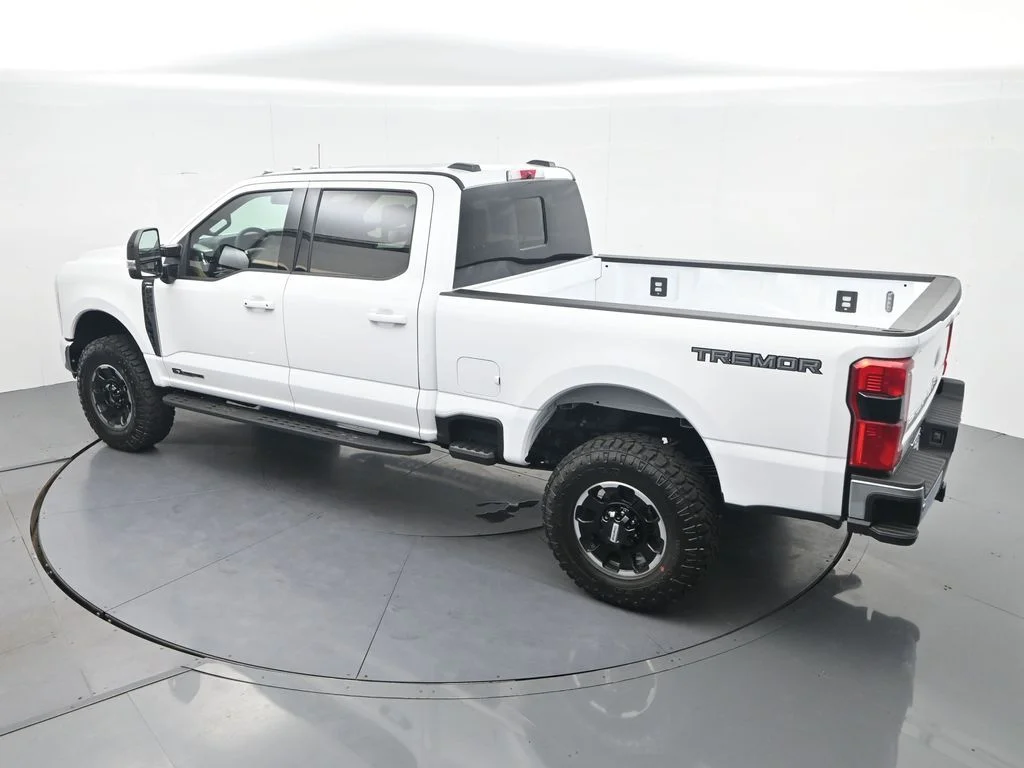 New 2026 Oxford White Ford F-250® Lariat® image 30