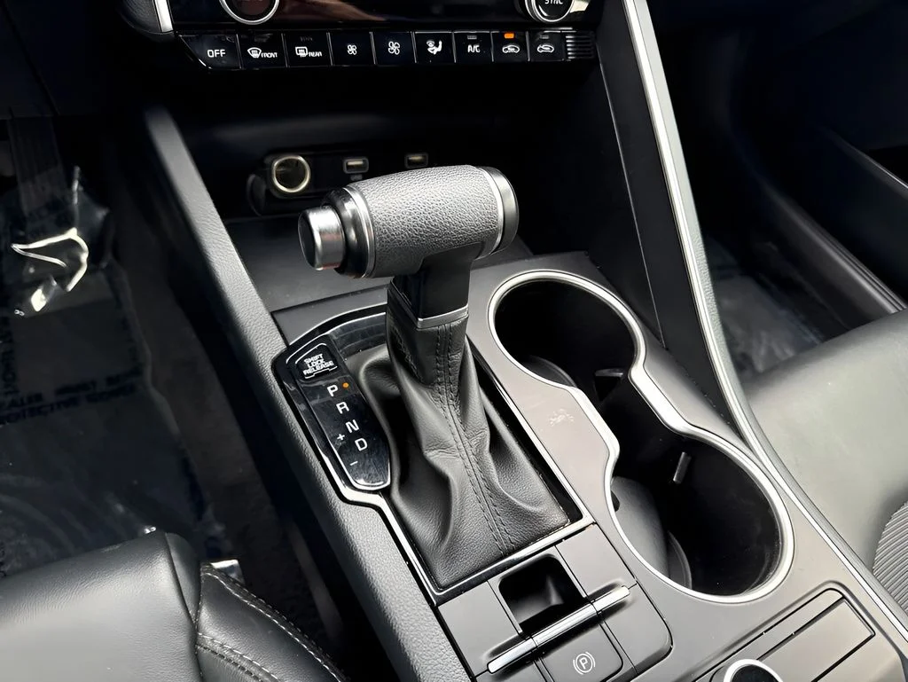 Used 2022 Blue Kia GT-Line image 16