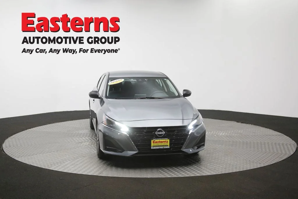 Used 2025 Gray Nissan 2.5 SV image 51