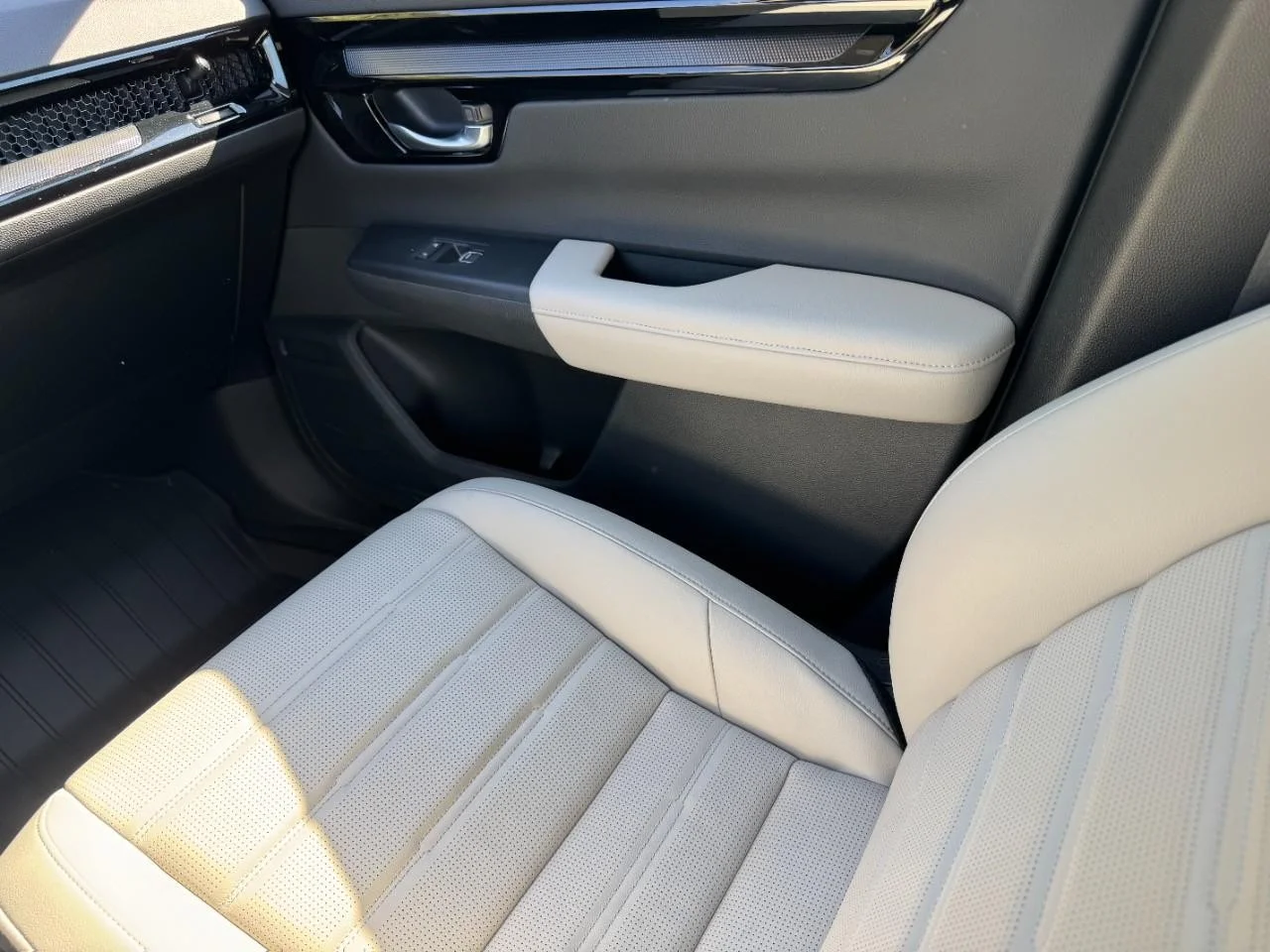 2026 Honda CR-V EX-L - Photo 16
