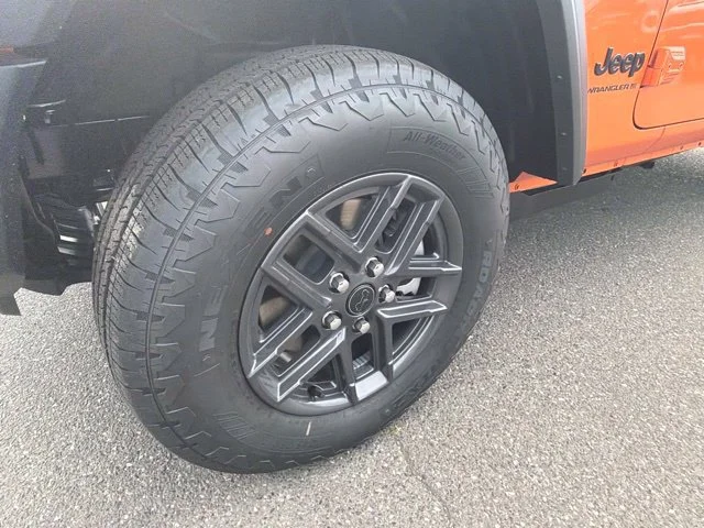 New 2026 Joose Jeep Sport S image 4