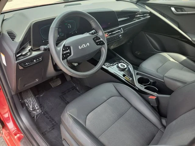 Used 2023 Red Kia EX image 18