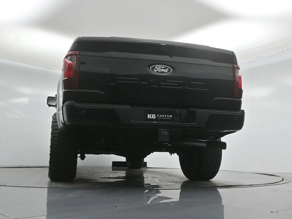 New 2026 Agate Black Metallic Ford XLT image 42